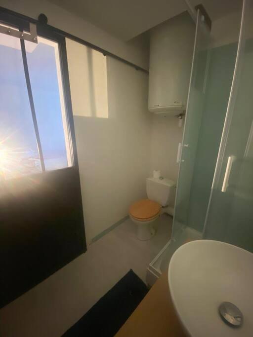 Appartement En Face De La Gare - Centre Ville Poitiers Buitenkant foto